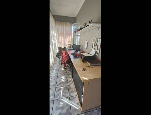 3 BEDROOM HOUSE FOR SALE IN MOUNTAIN VIEW